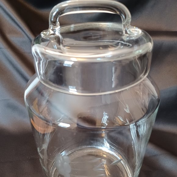 Vintage Princess House Crystal Biscuit Barre #110 Lid. Etched Floral Heritage - Picture 2 of 10